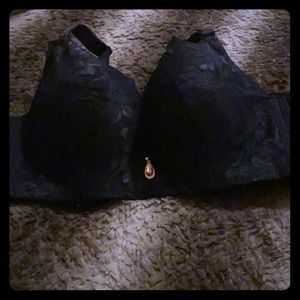 Size 42 c cup. Lace pushup bra.